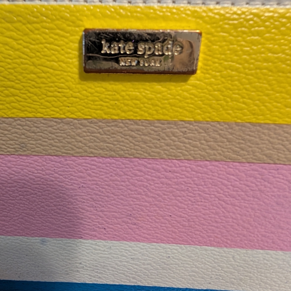 Colorful Striped Wallet - Picture 2 of 13